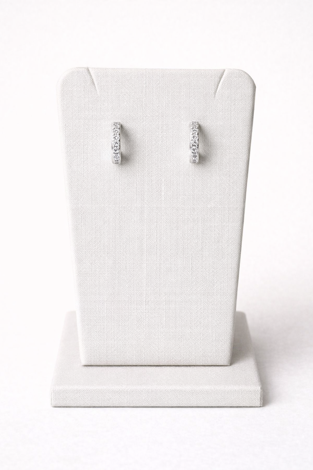 Brinco argola cravejado prata