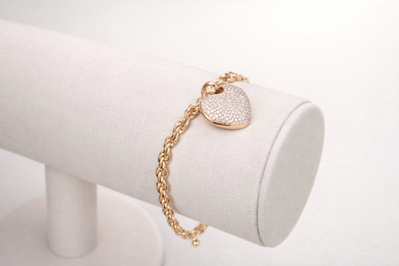 Bracelete Coração Cravejado