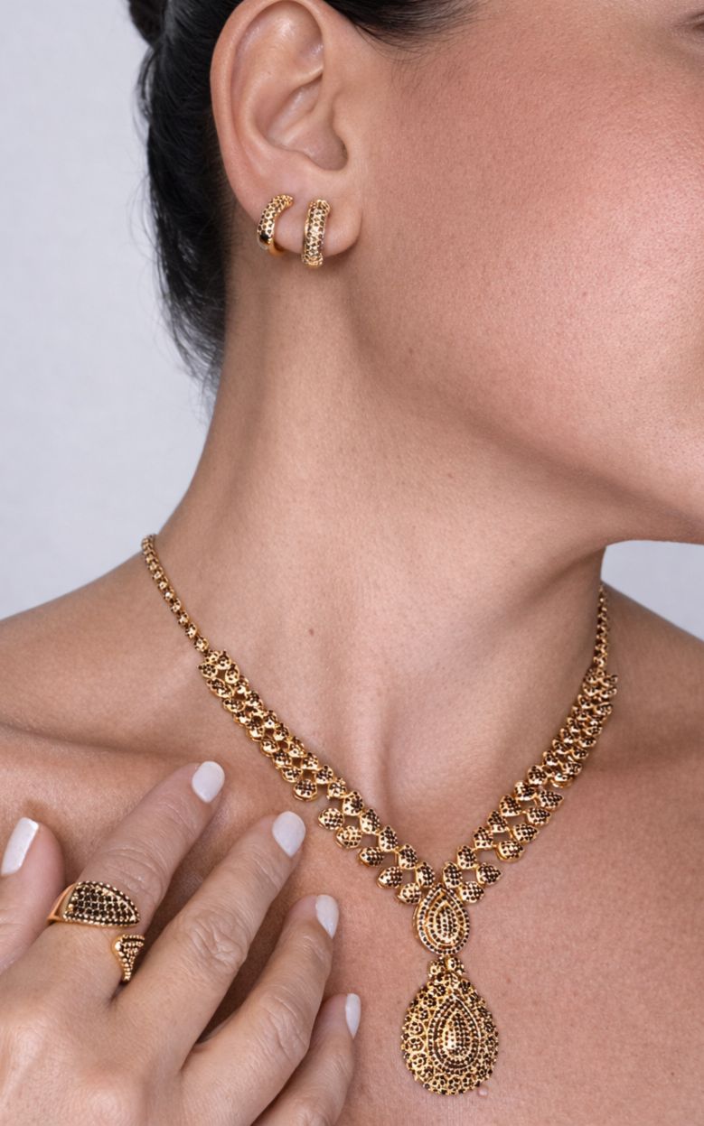 Colar Fino Nightfall