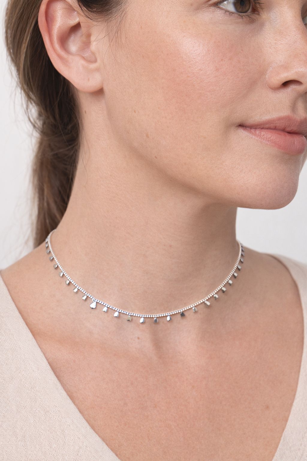 Choker detalhes prata