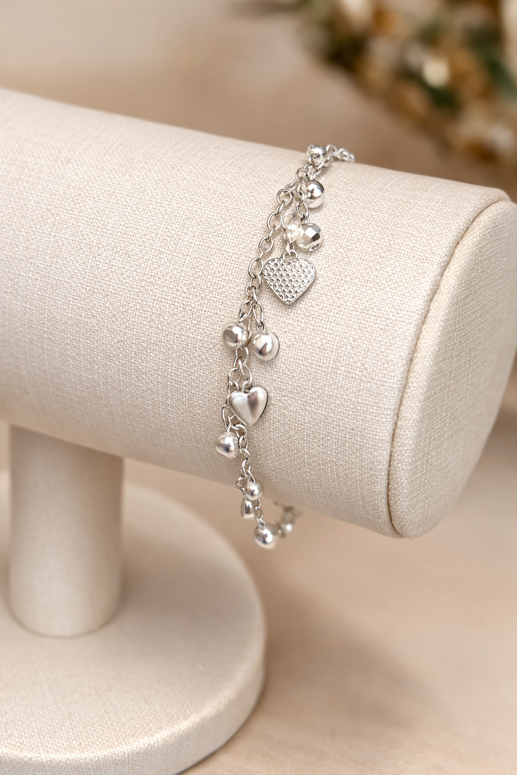 Pulseira Corações e Pingentes